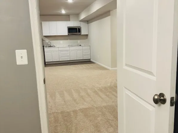 9824 Stonehaven Ct, Waldorf, MD 20601