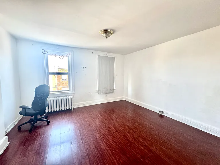 1903 S 10th St #2 — Photo 2