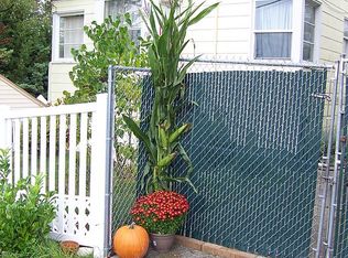 1312 SW Myrtle St, Seattle, WA 98106