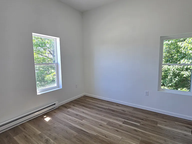 514 Lincoln Way E #1 — Photo 7
