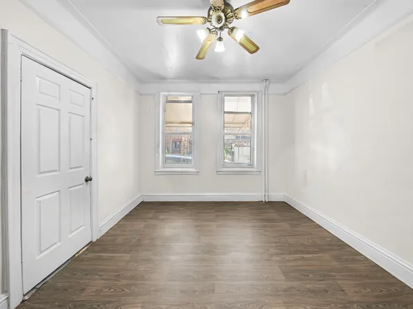 167 32nd Street image 3 of 17