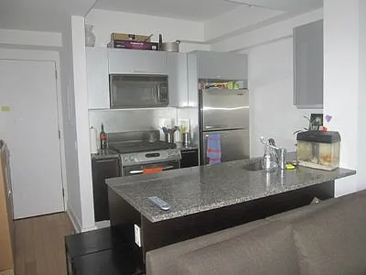 Rented by Levan Real Estate | media 11