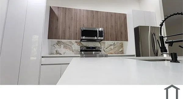 6501 Las Palmas Way — Photo 17