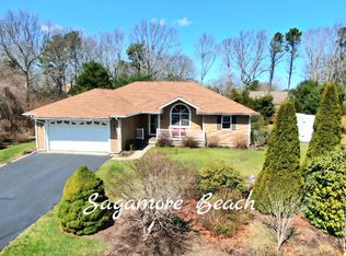 25 Andrew Rd, Sagamore Beach, MA 02562