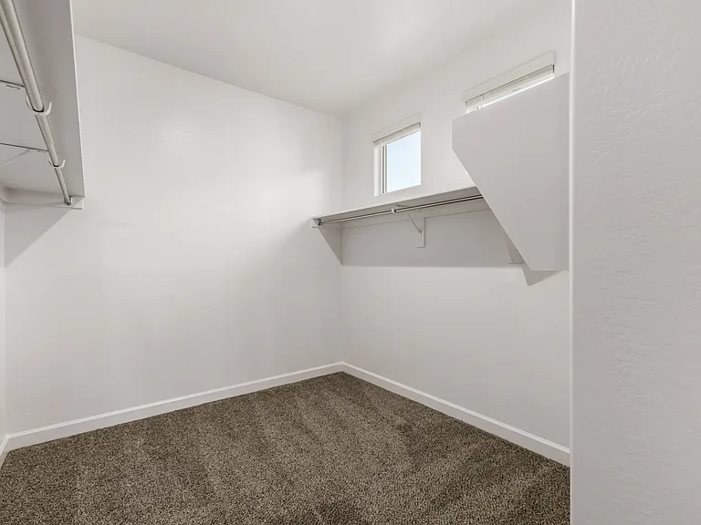 2850 W Sheppard Ave — Photo 11