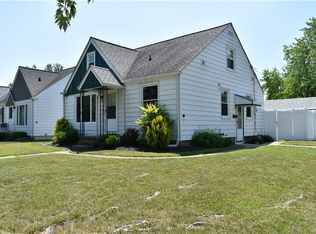 189 McConkey Dr, Buffalo, NY 14223