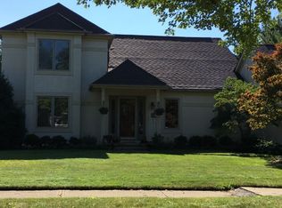 5804 Country House Ln, Dublin, OH 43017