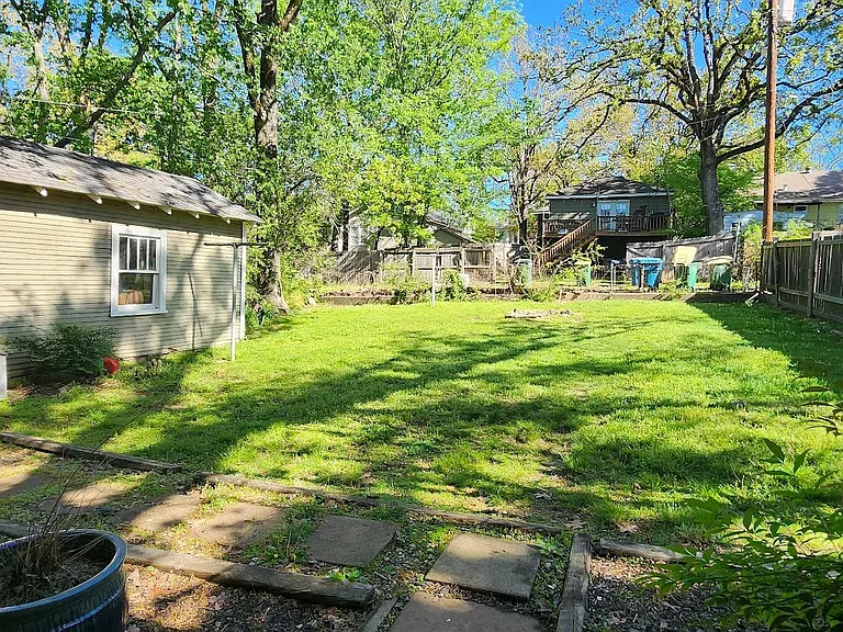 5110 Lee Ave — Photo 26