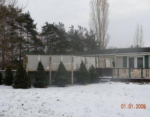back deck/pool