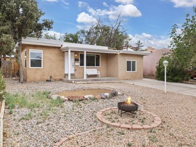 3036 San Rafael Ave SE, Albuquerque, NM, 87106