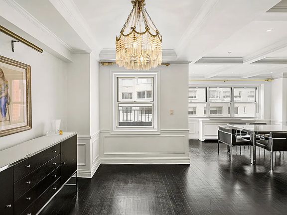 3rd image of 27 E 65th St APT 12E