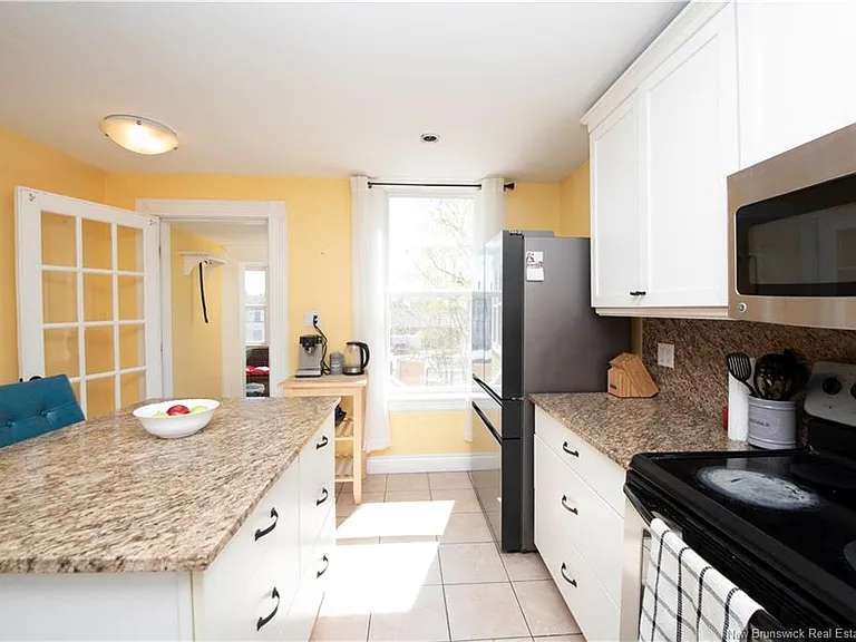 15 Allison Ave — Photo 13