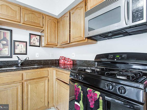 4th image of 17898 Milroy Dr