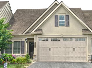 1221 Cantebury Dr, Mount Joy, PA 17552