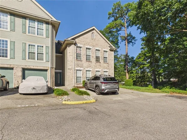 509 Hidden Way APT 103, Virginia Beach, VA 23454