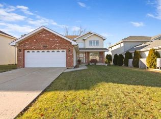18710 Maple Ave, Country Club Hills, IL