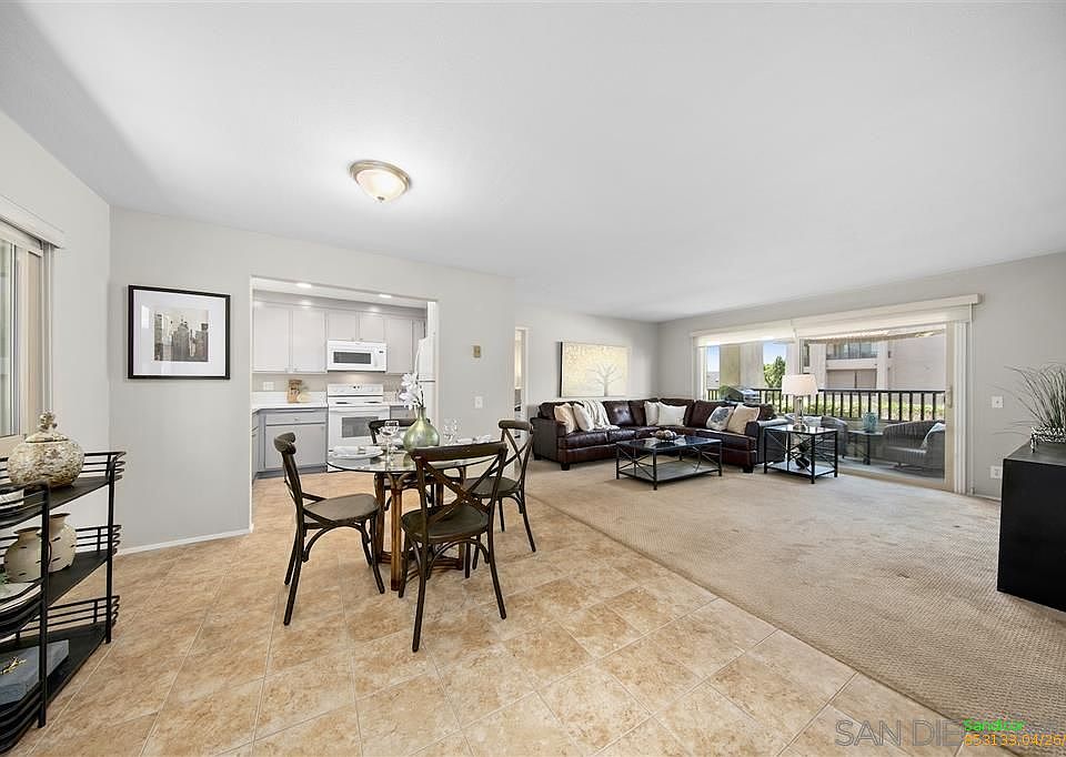 2nd image of 2530 Clairemont Dr Unit 106