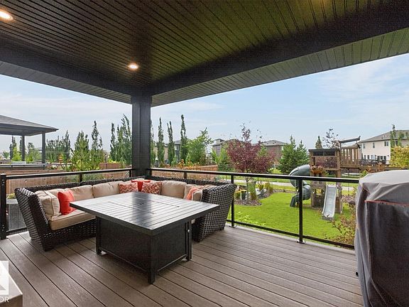 4th image of 486 McAllister Pl
