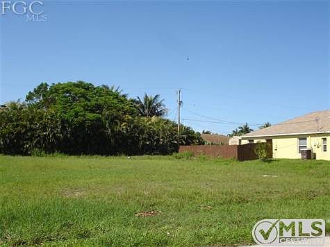3rd image of 1920 SW 51st St