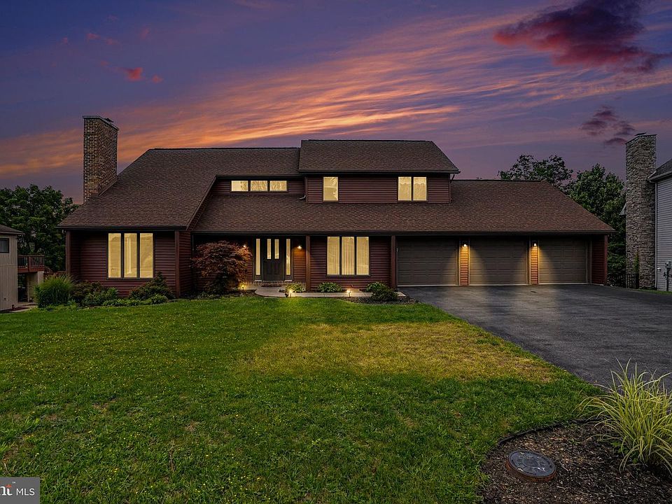 1st image of 2093 Fairway Ln