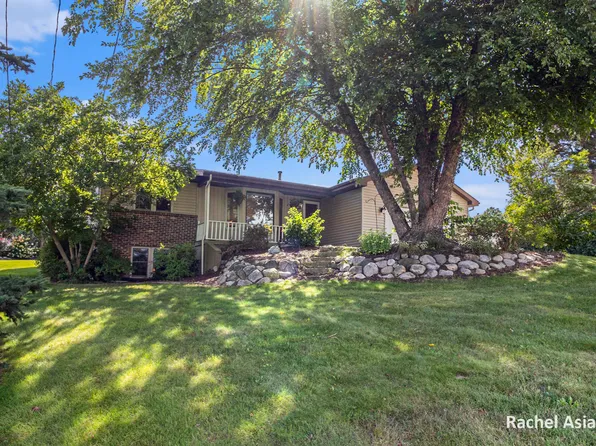 2750 Barry St, Hudsonville, MI 49426