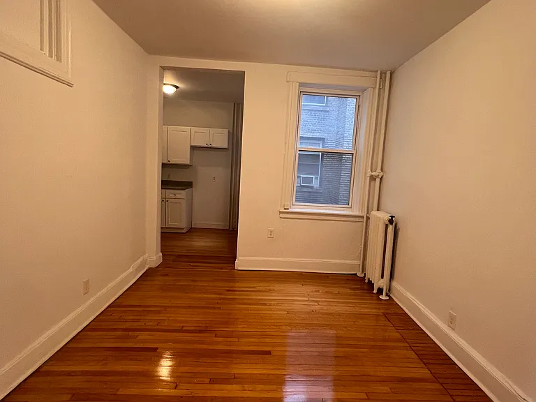 2647 Kennedy Blvd #8 — Photo 3