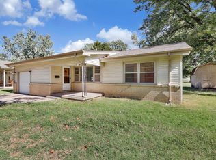 700 N Abilene Ave, Valley Center, KS 67147