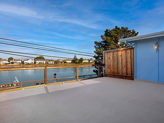 5th image of 3335 Los Prados St APT 3