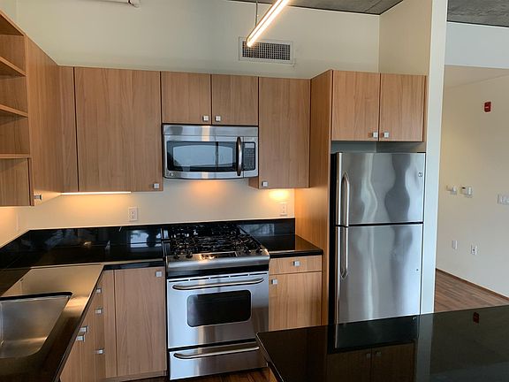 5th image of 1818 L St Unit 416