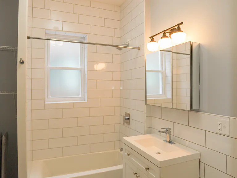 1844 W Grace St #1 — Photo 11