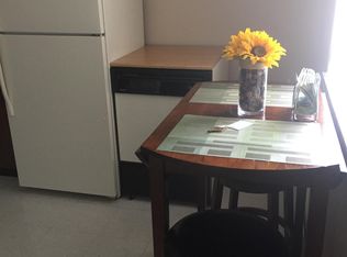 6121 Eastman Ave APT 1C, Midland, MI 48640