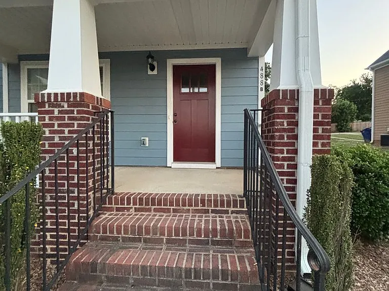 488 Brawley St — Photo 2