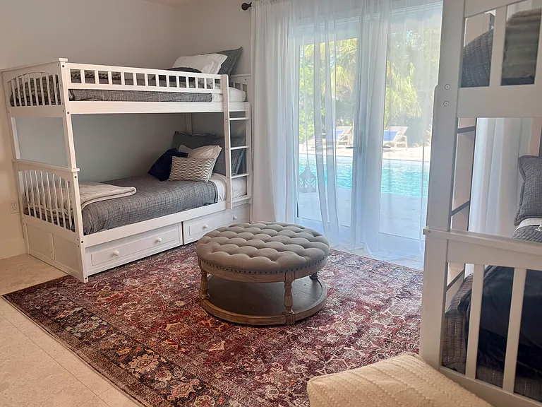 311 Island Cir — Photo 35
