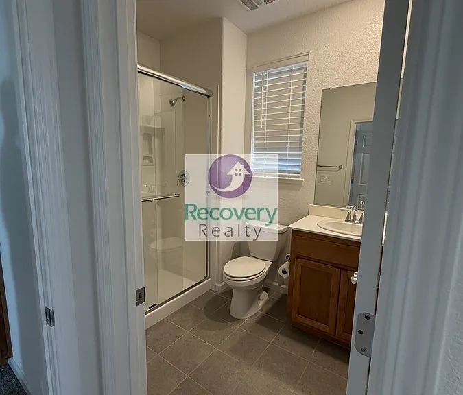 621 Tower Ct — Photo 20