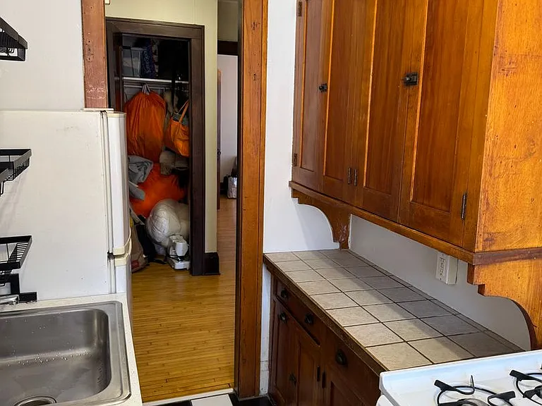 2507 Nicollet Ave. S — Photo 11