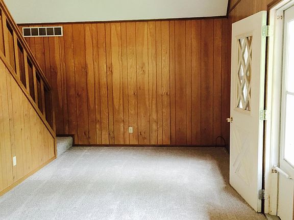5th image of 725 Tallmadge Rd