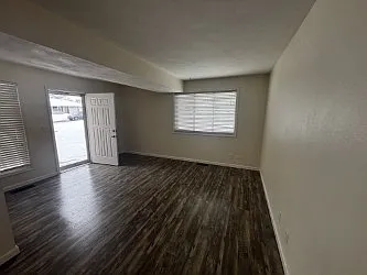 2 bed, 1200 sqft, $1,350 — Photo 4