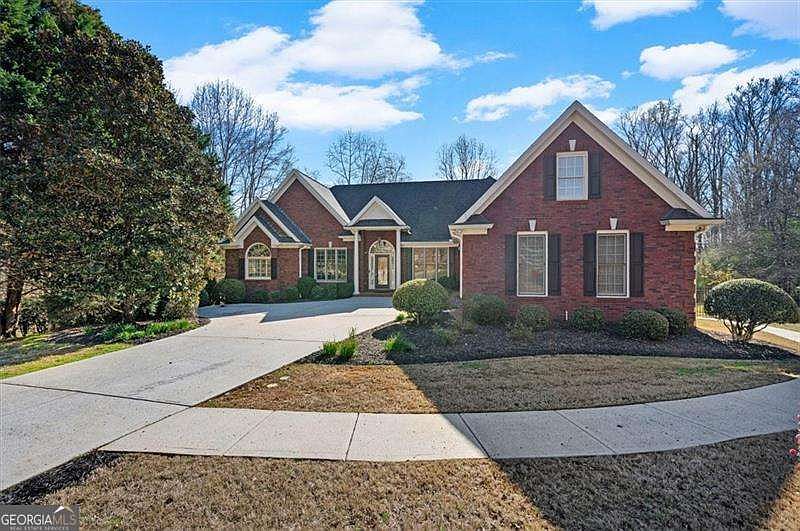 1st image of 1003 Meadow Brook Dr