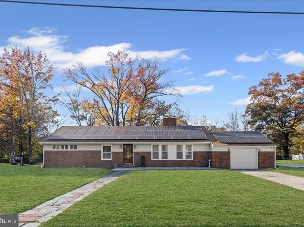 2 Cypress Ct, Westville, NJ 08093
