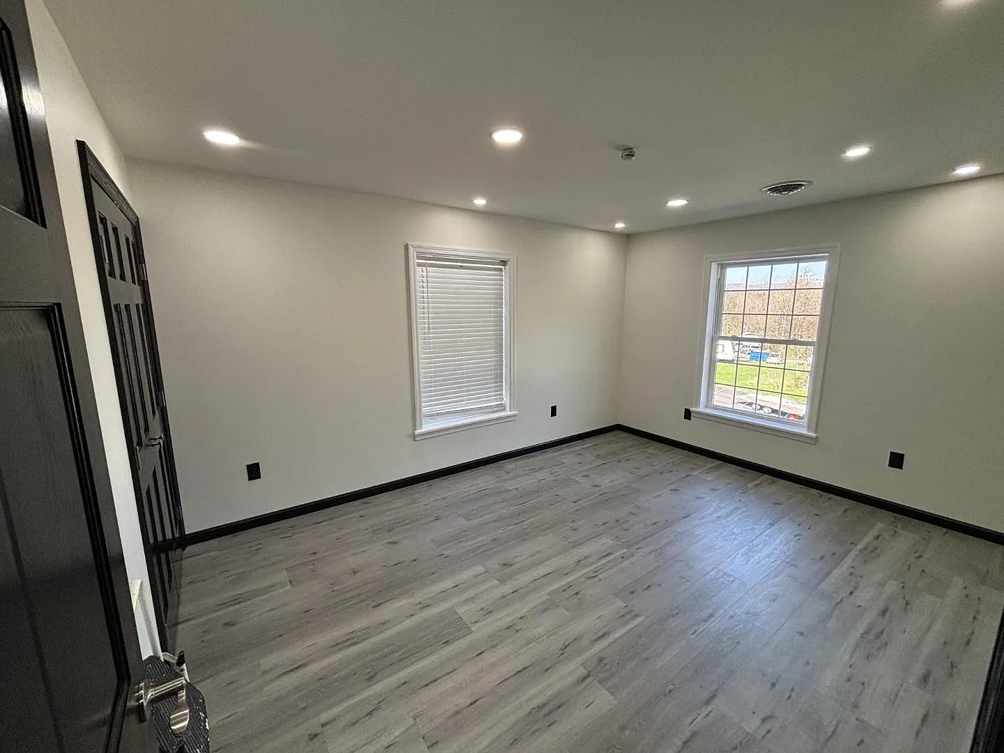8495 Woodbury Pike - Residential Unit 1 — Photo 4