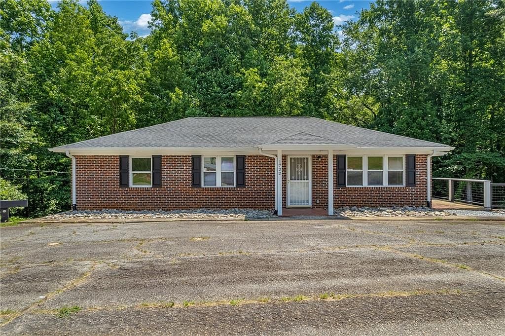 1722 Pumpkintown Hwy, Pickens, SC 29671 Zillow