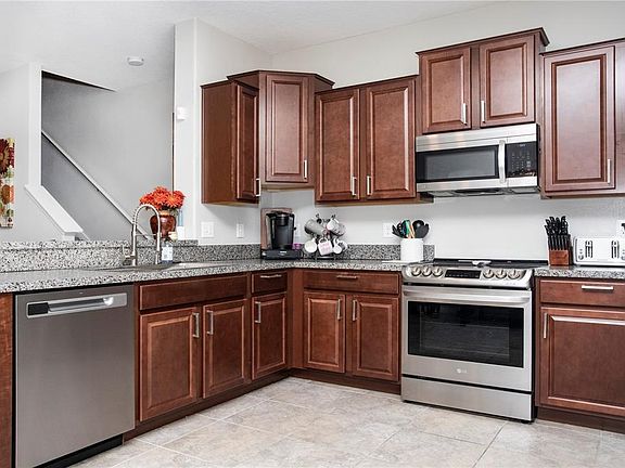 3rd image of 7609 Ginger Lily Ct