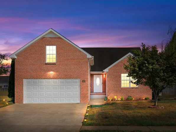 1033 Chardea Dr, Clarksville, TN 37040