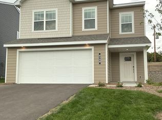 4340 Meadowview Dr, Waconia, MN 55387