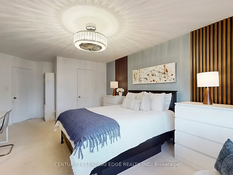 1574 Edgecroft Dr — Photo 22
