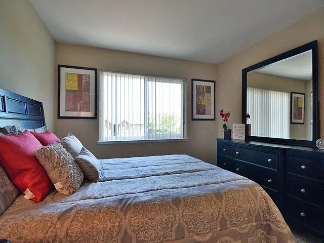 Private master bedroom at Crooked Oak at Loma Verde Preserve, Novato, California