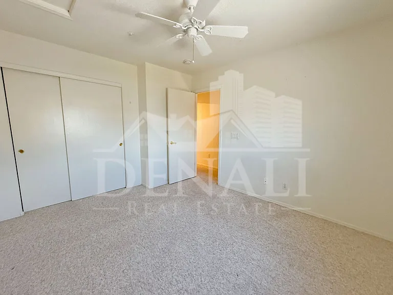 15802 N Hidden Valley Ln — Photo 17