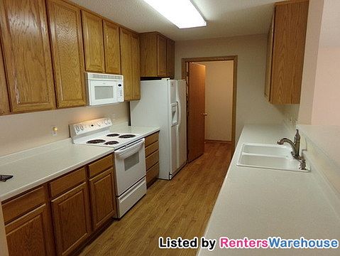 3rd image of 644 Monn Ave