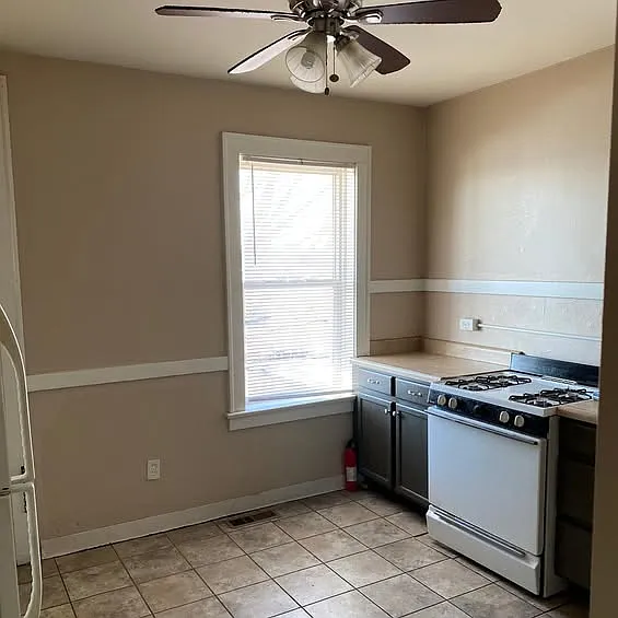 3627 Gustine Ave #B — Photo 10