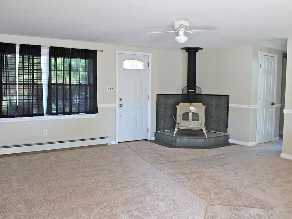 6 Skippers Blvd, Waretown, NJ 08758 Zillow